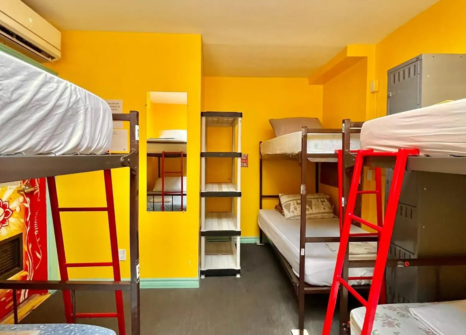The Only Backpacker'S Inn (Adults Only) Toronto Guest house