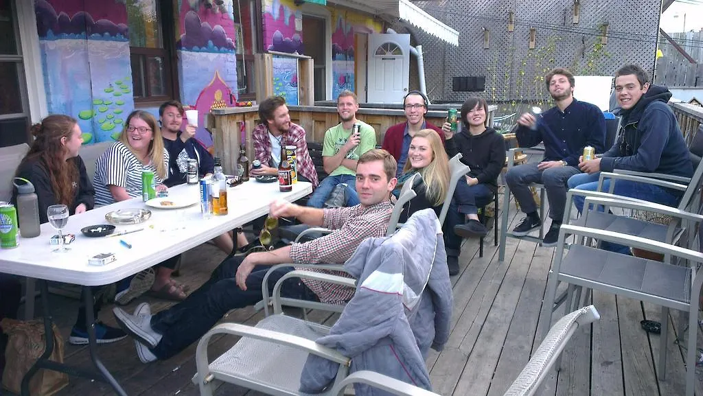 The Only Backpacker'S Inn (Adults Only) Toronto Guest house